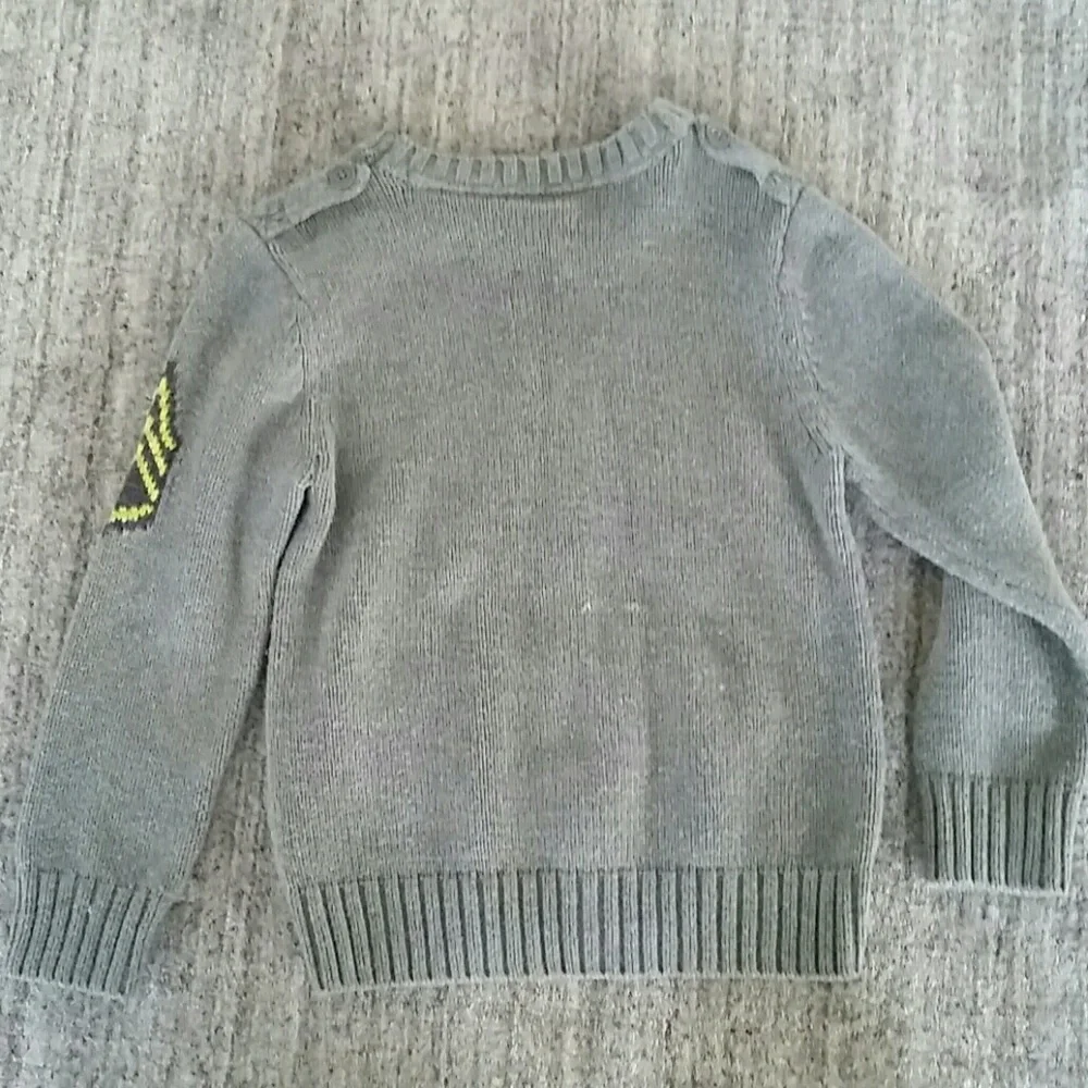Gap Sweater